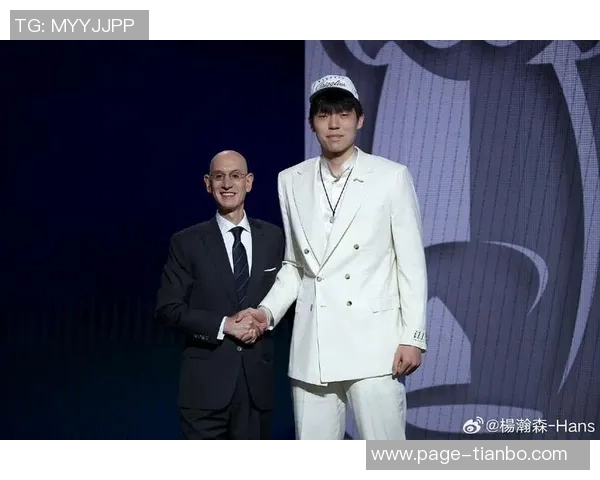 杨瀚森女友中秋晒幸福照与舞蹈视频祝福平安快乐引热议 杨瀚森女友中秋晒幸福照与舞蹈视频祝福平安快乐引热议